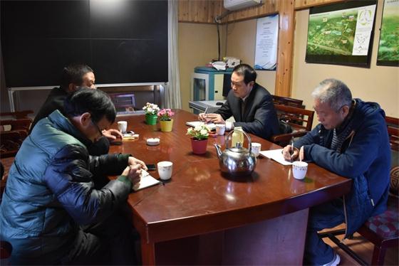 給你1個(gè)億，做農(nóng)業(yè)還是金融…有眼光的人這樣做
